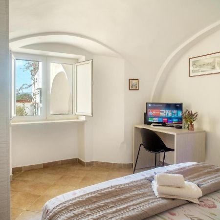 Casa Isetta & La Casetta Degli Dei มัสซาลูเบรนเซ ภายนอก รูปภาพ