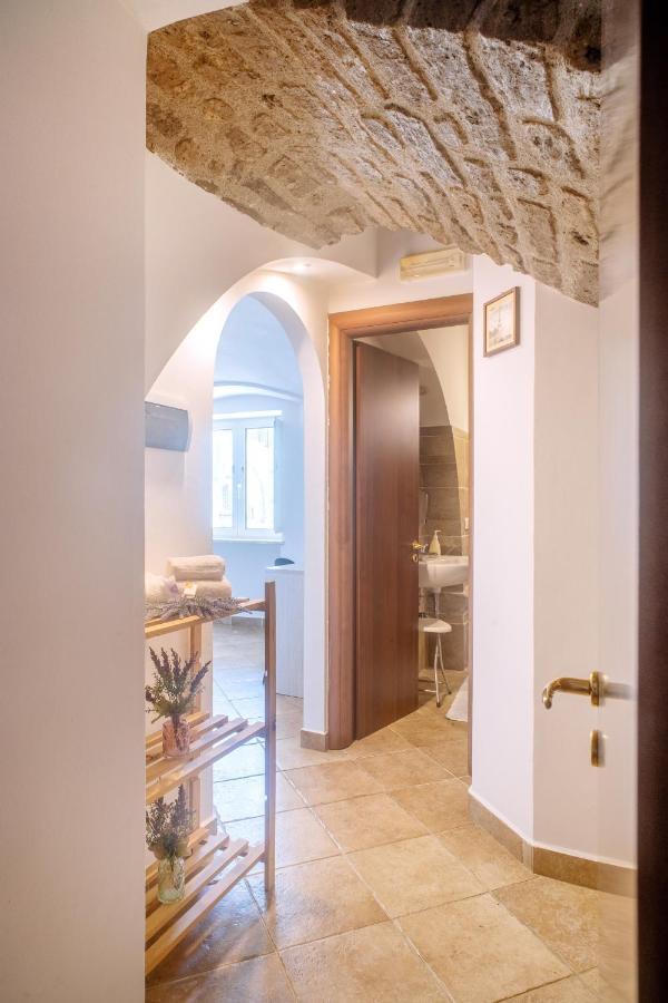 Casa Isetta & La Casetta Degli Dei มัสซาลูเบรนเซ ภายนอก รูปภาพ