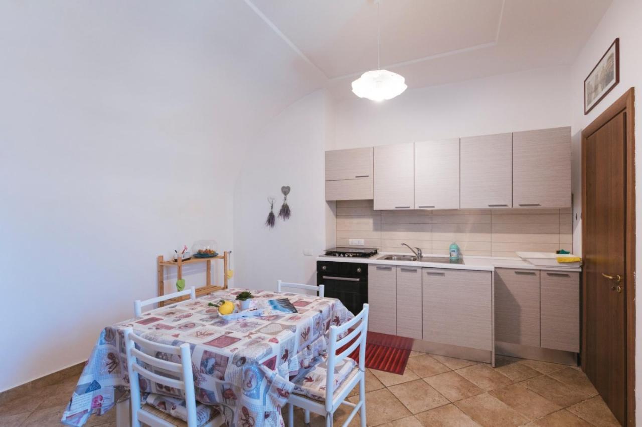 Casa Isetta & La Casetta Degli Dei มัสซาลูเบรนเซ ภายนอก รูปภาพ